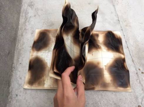 YouTuber ノート 黒焦げ