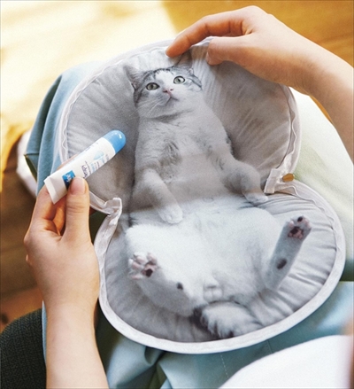 フェリシモ猫部・抱きまくら＆ポーチ