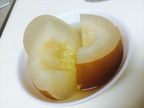 丸ごと梨の薬膳