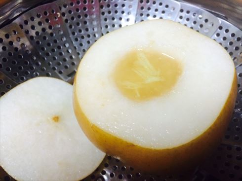 丸ごと梨の薬膳