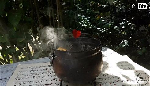 メルヘンかわいいモルモットのミープスちゃん