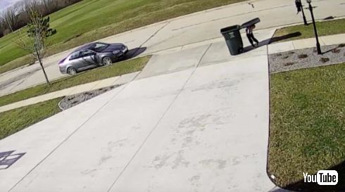 子供 少年 ゴミ箱 風 戦う フタ コント YouTube