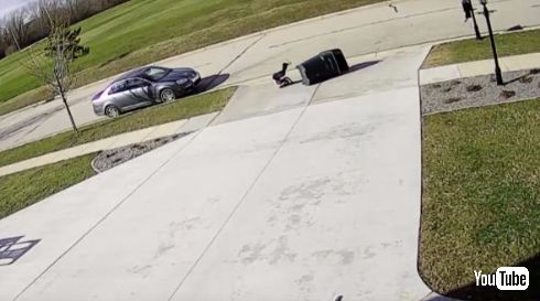 子供 少年 ゴミ箱 風 戦う フタ コント YouTube