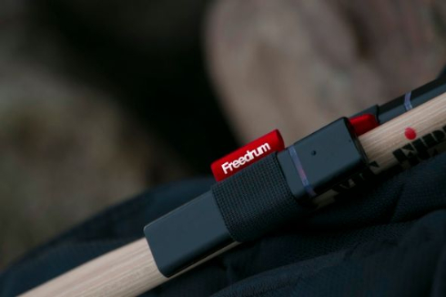 ドラムが叩けるセンサー「Freedrum」