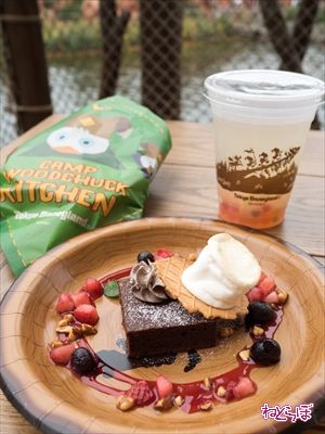 キャンプ・ウッドチャック・キッチン