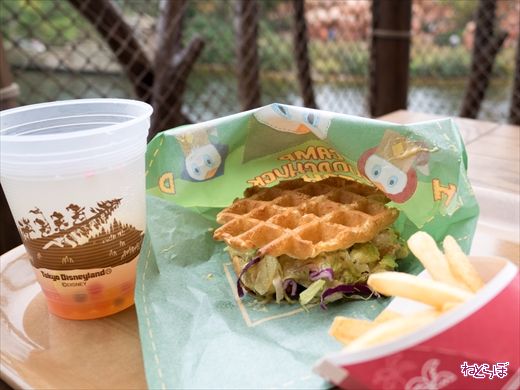 キャンプ・ウッドチャック・キッチン