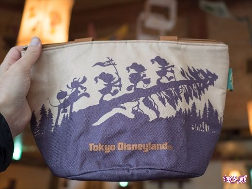 キャンプ・ウッドチャック・キッチン