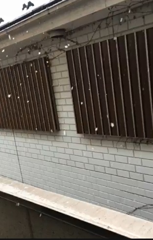 雪 スロー撮影 フィギュア 落下 スロース