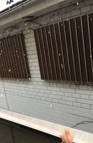 雪 スロー撮影 フィギュア 落下 スロース