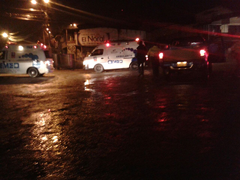 ブラジル航空機墜落