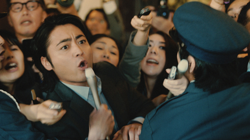 PS4 CM 総理篇 山田孝之