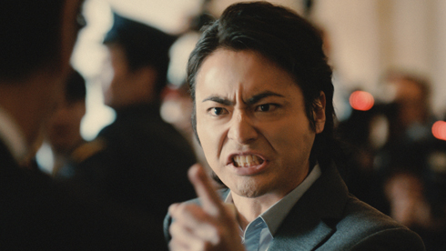 PS4 CM 総理篇 山田孝之 アップ