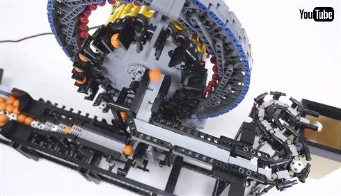 レゴで波動歯車装置型の玉運び装置を制作した猛者が現る