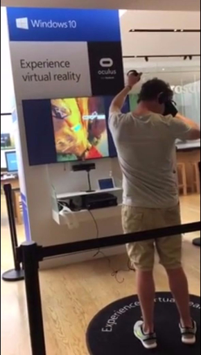 VR 崖登り 転ぶ 動画 事故