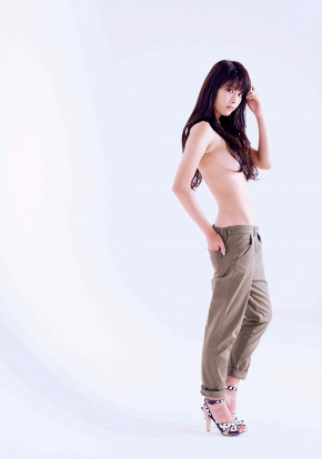 馬場ふみか　髪ブラ