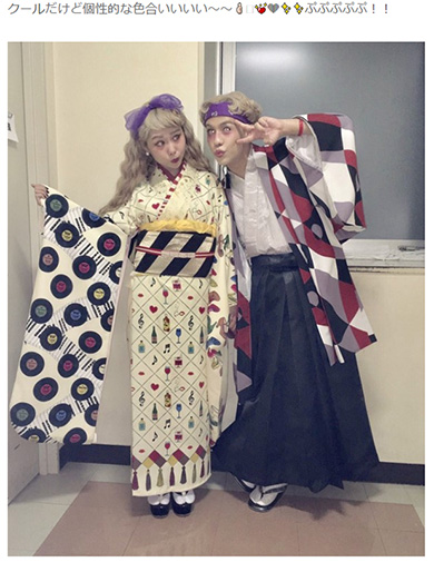 個性的な色合いの振り袖