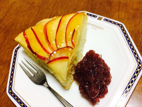 リンゴケーキ