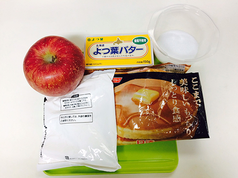 リンゴケーキ