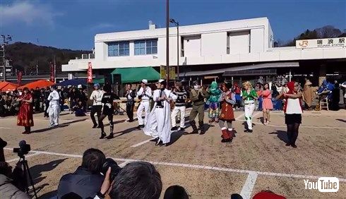 「逃げ恥」の「恋ダンス」をキレッキレのジョジョ立ちで再現