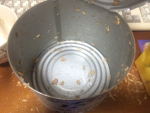 クリぼっちだからツナ缶食べるよ
