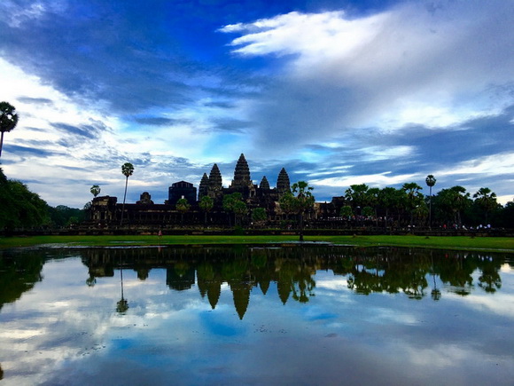 トリップアドバイザー