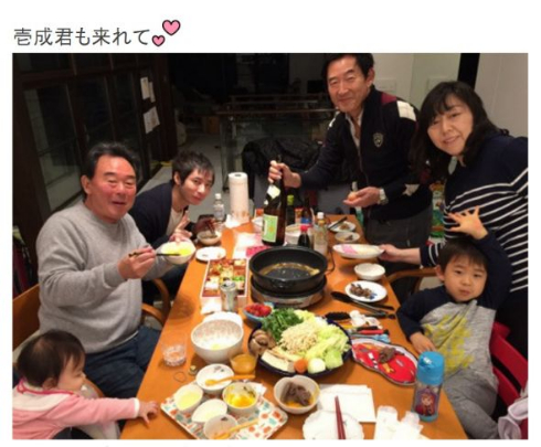 東尾理子ブログ「一家団らん」