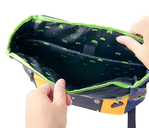 インベーダーリュック