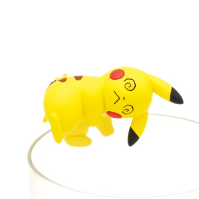 ピカチュウ コップのフチ