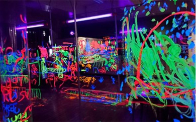 ぺんてる GINZA RAKUGAKI Cafe & Bar by Pentel カフェバー 落書き