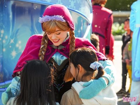 アナとエルサのウィンターグリーティング