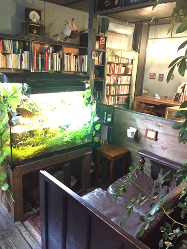 アール座読書館