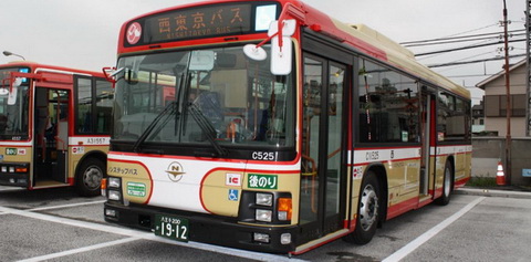 都営バスに電源ポート