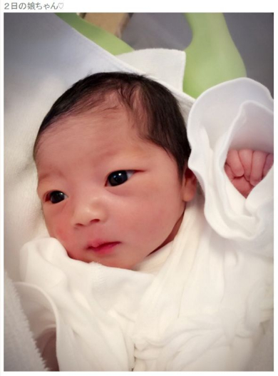 三好絵梨香女の子を出産