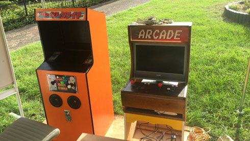 アップライト筐体