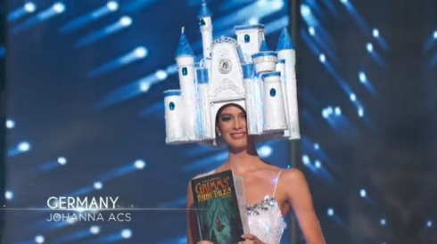 ミス・ユニバース 衣装 美女 デザイン 謎 2017 建築物 グリム