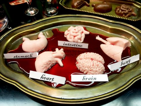 ヴィレッジヴァンガード バレンタインデー 人体臓器 うんち シリコントレー