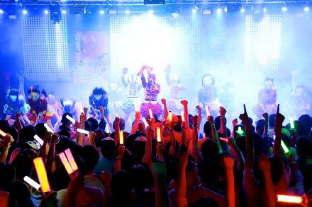 仮面女子 プレミアムフライデー 1コイン 入場料 500円