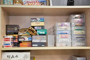 遠藤氏の研究室にあるゲームの一部