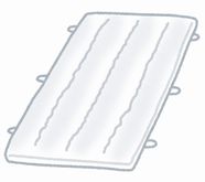 布団　マットレス　線路　吹っ飛ぶ