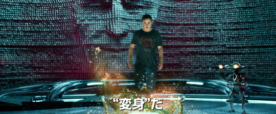 かつてのパワーレンジャー「ゾードン」から使命を託される5人