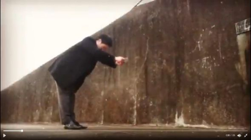 名刺 アクション 武器 サラリーマン 手裏剣