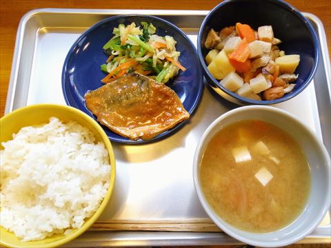 cafe OGU1 給食