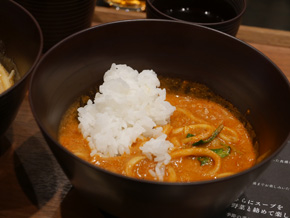 カレーうどんにご飯
