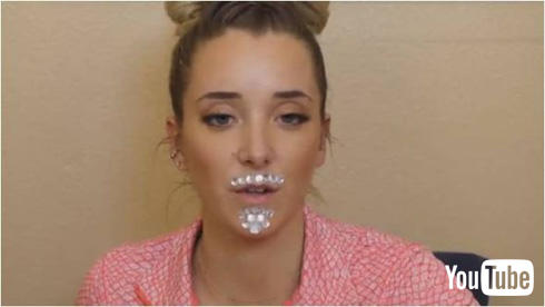 ラインストーンでメイク