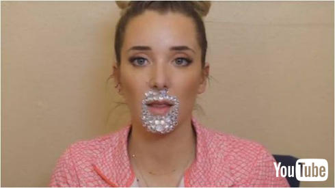 ラインストーンでメイク