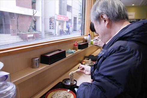 ライフネット生命出口会長高野りょーすけ