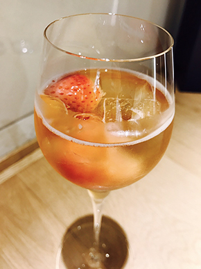 冷凍いちごとウイスキー