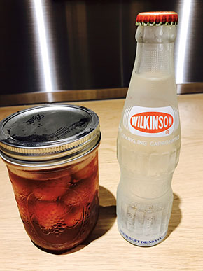 冷凍いちごとウイスキー