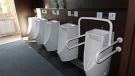 サービスエリアで革命的なトイレが見つかる　NEXCO西日本に設置場所や開発経緯を聞いた