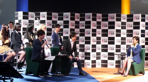 ニコニコ超会議　小池百合子　都知事　東京ビッグサイト